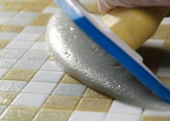 Problemi sa masom za fugiranje pločica